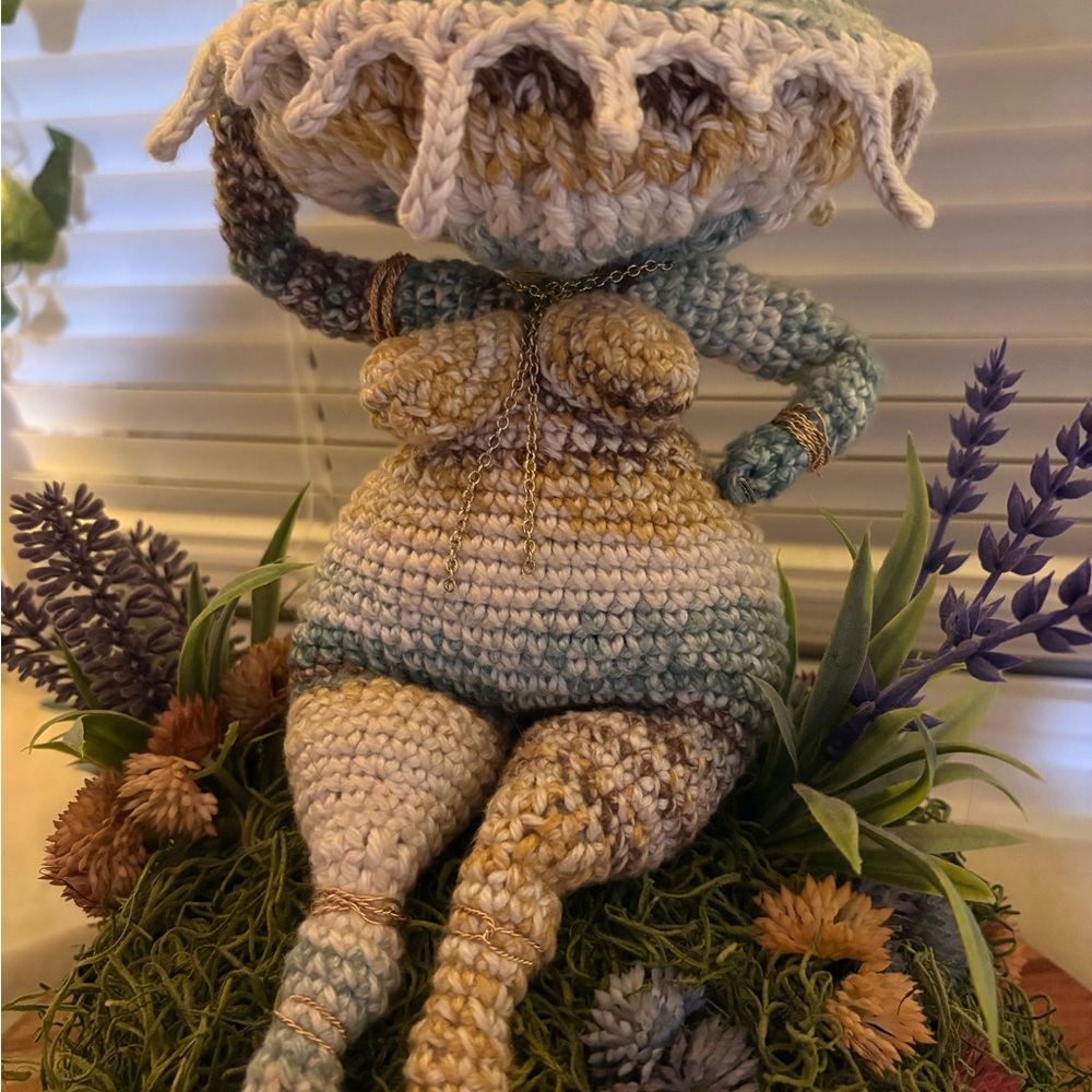 Handcrafted Multicolor Crochet Art Piece - Picture 3 of 3